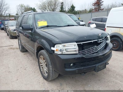 LINCOLN NAVIGATOR 2010