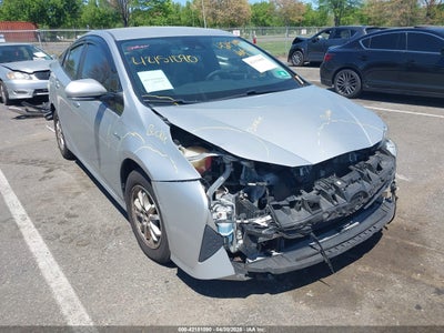 TOYOTA PRIUS 2018