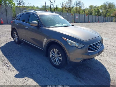 INFINITI FX35 2011