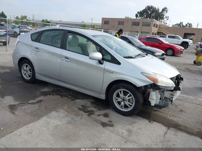 TOYOTA PRIUS 2011