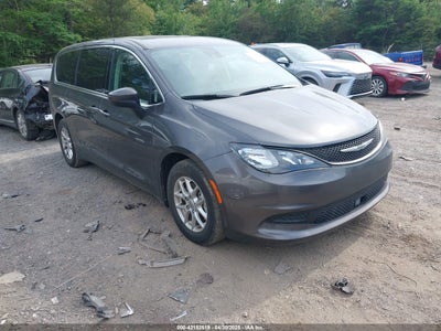 CHRYSLER VOYAGER 2023