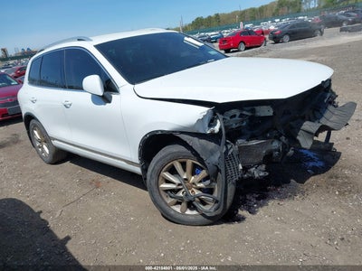 VOLKSWAGEN TOUAREG 2013