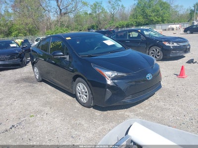 TOYOTA PRIUS 2016