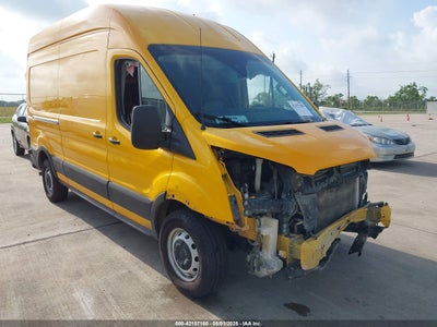 FORD TRANSIT-250 2020