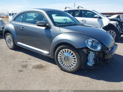 VOLKSWAGEN BEETLE 2014