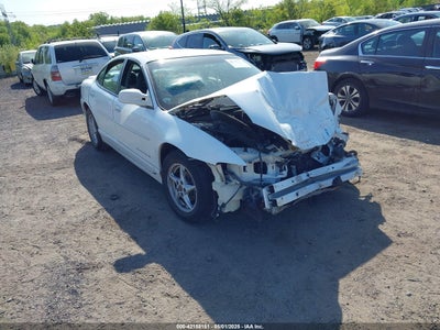 PONTIAC GRAND PRIX 2000
