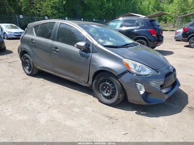 TOYOTA PRIUS C 2015