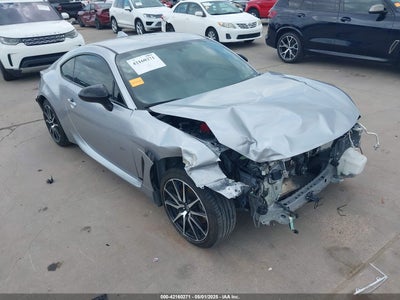 TOYOTA GR86 2023