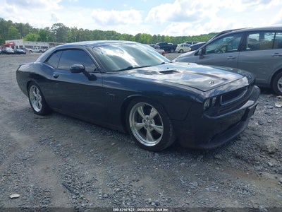 DODGE CHALLENGER 2013