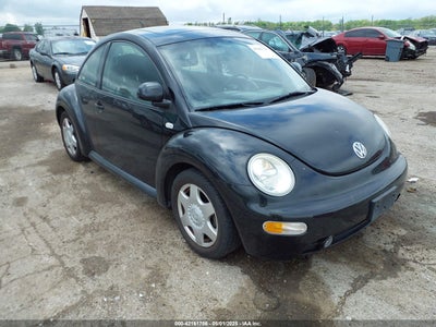 VOLKSWAGEN NEW BEETLE 2000