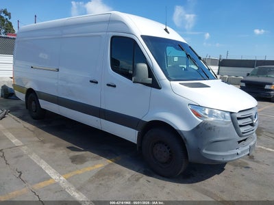 MERCEDES-BENZ SPRINTER 2500 2021