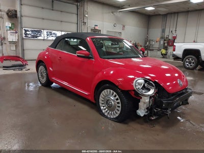 VOLKSWAGEN BEETLE 2015
