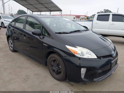 TOYOTA PRIUS 2015