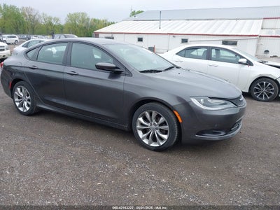 CHRYSLER 200 2015