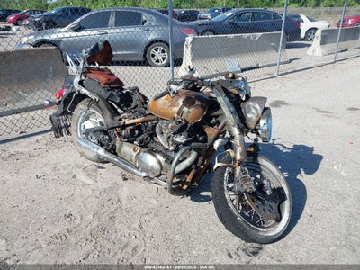 SUZUKI C50 2006