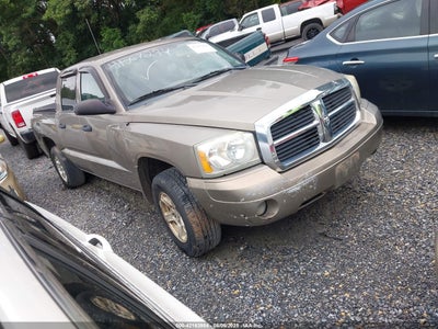 DODGE DAKOTA 2006