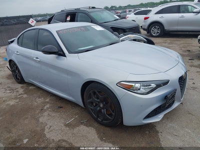 ALFA ROMEO GIULIA 2021