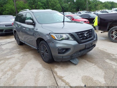 NISSAN PATHFINDER 2017