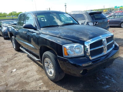 DODGE DAKOTA 2006