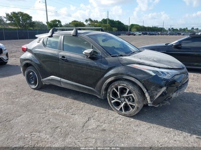 TOYOTA C-HR 2021