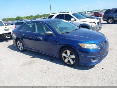 TOYOTA CAMRY 2011