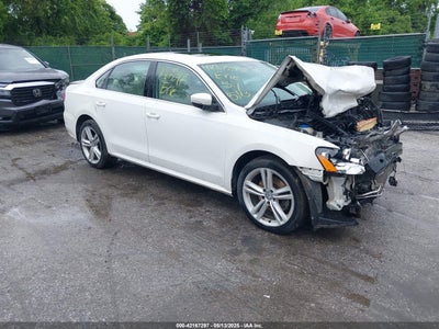 VOLKSWAGEN PASSAT 2014