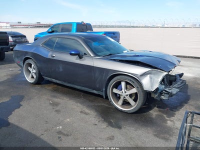 DODGE CHALLENGER 2013