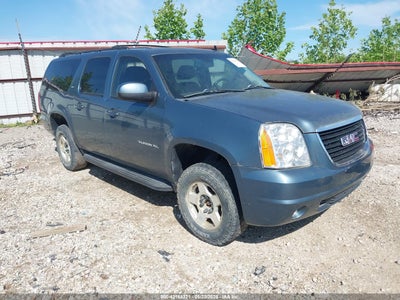 GMC YUKON XL 1500 2010