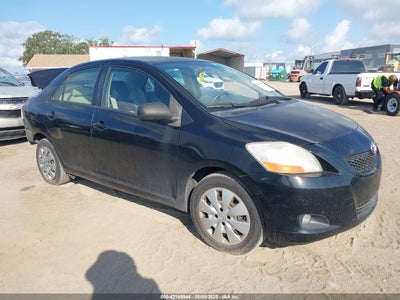 TOYOTA YARIS 2010