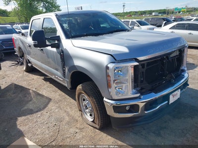 FORD F-250 2024