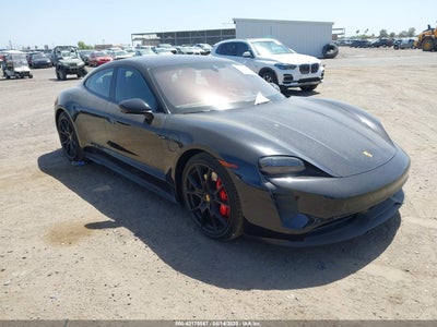 PORSCHE TAYCAN 2022
