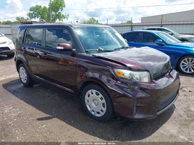 SCION XB 2012