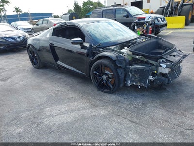 AUDI R8 2014