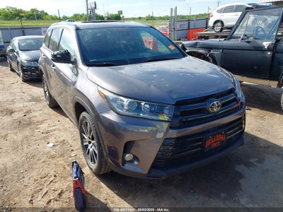 TOYOTA HIGHLANDER 2018