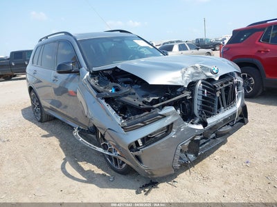 BMW X7 2025