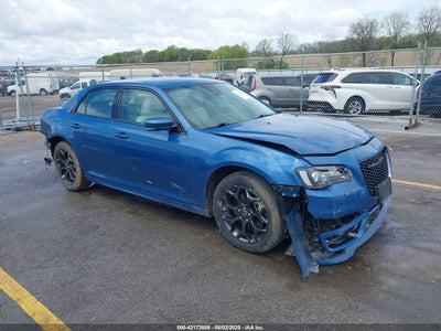 CHRYSLER 300 2022
