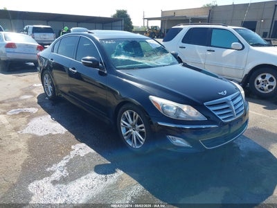 HYUNDAI GENESIS 2013