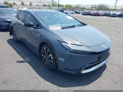 TOYOTA PRIUS PRIME 2024