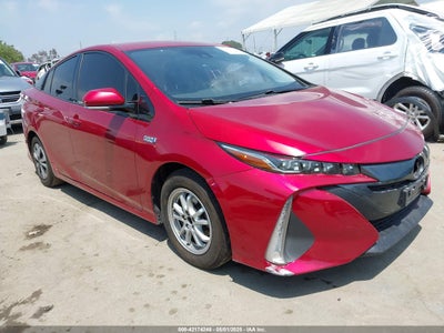 TOYOTA PRIUS PRIME 2017