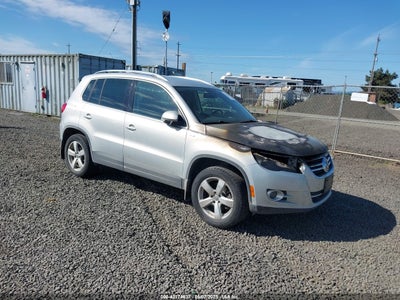 VOLKSWAGEN TIGUAN 2010