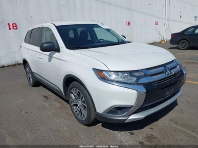 MITSUBISHI OUTLANDER 2016