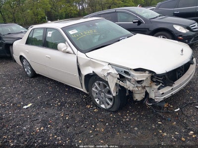 CADILLAC DTS 2010