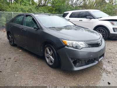 TOYOTA CAMRY 2012