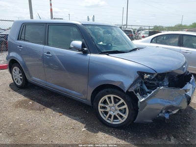SCION XB 2011