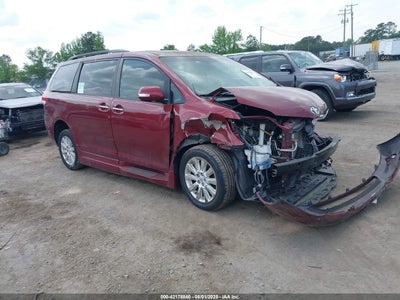 TOYOTA SIENNA 2014