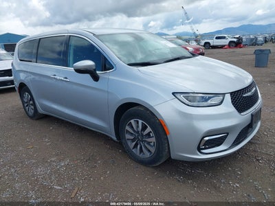 CHRYSLER PACIFICA HYBRID 2023