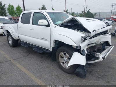 TOYOTA TACOMA 2015