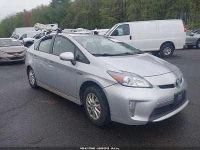 TOYOTA PRIUS PLUG-IN 2012