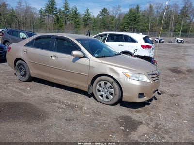 TOYOTA CAMRY 2011