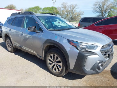 SUBARU OUTBACK 2025